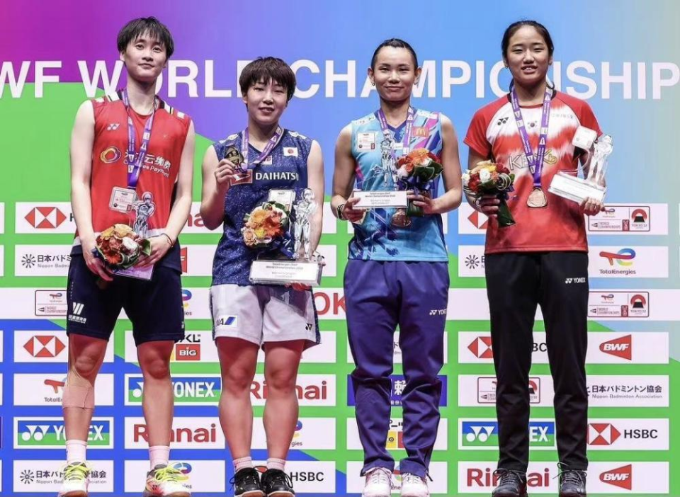 更重塑了她, 得大满贯不, 欲望 更重塑了她, 得大满贯不, 欲望